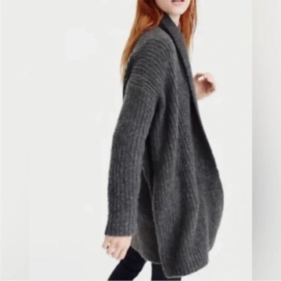 J. Crew Oversized Chunky Knit Ribbed Shawl Open Cardigan / Jacket Carbon - Picture 3 of 9